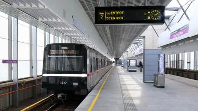 A U2 platform and its departure indicator — direction is given by the terminus, here Seestadt.