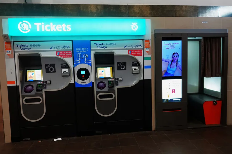 Station ticket machine — buy métro, tram and RER fares here (paper tickets are no longer sold)