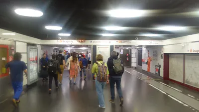 Interchange corridor at Termini — Line A directions are signed by terminus (Anagnina / Battistini)